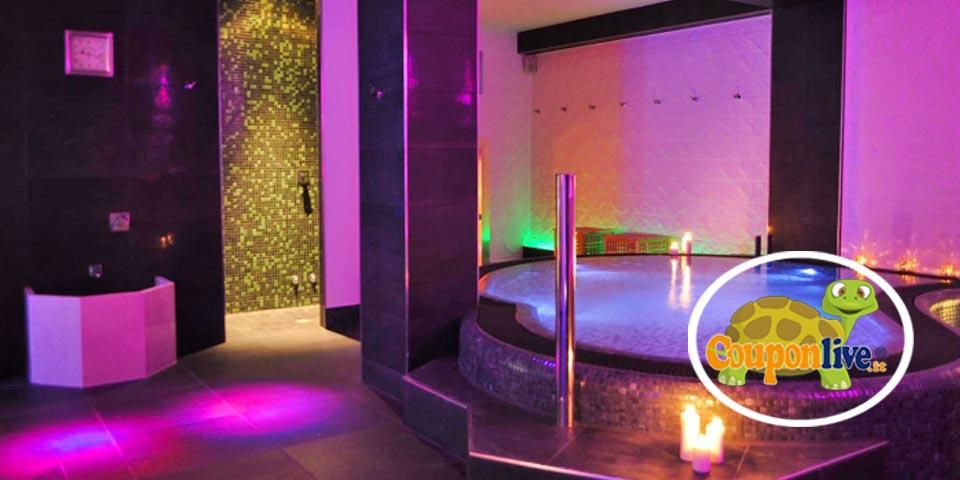 NOCI. Percorso  Benessere con Massaggio di coppia, Scrub e Kit incluso a partire da Euro 53,00 a  coppia, da  Elementa SPA.
