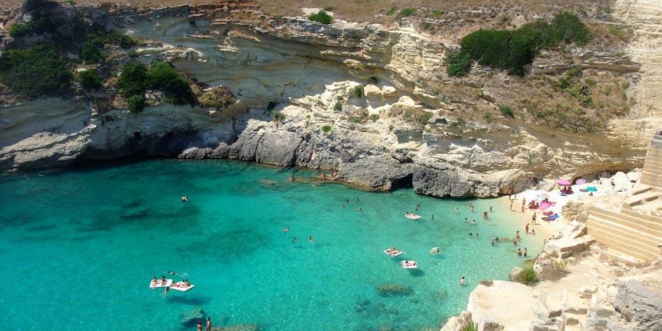 SPECCHIA (LE) 1 o 2  Notti  in  Mezza Pensione a ,Settembre a partire da  Euro 129,00 per due persone, da Hotel Salento.