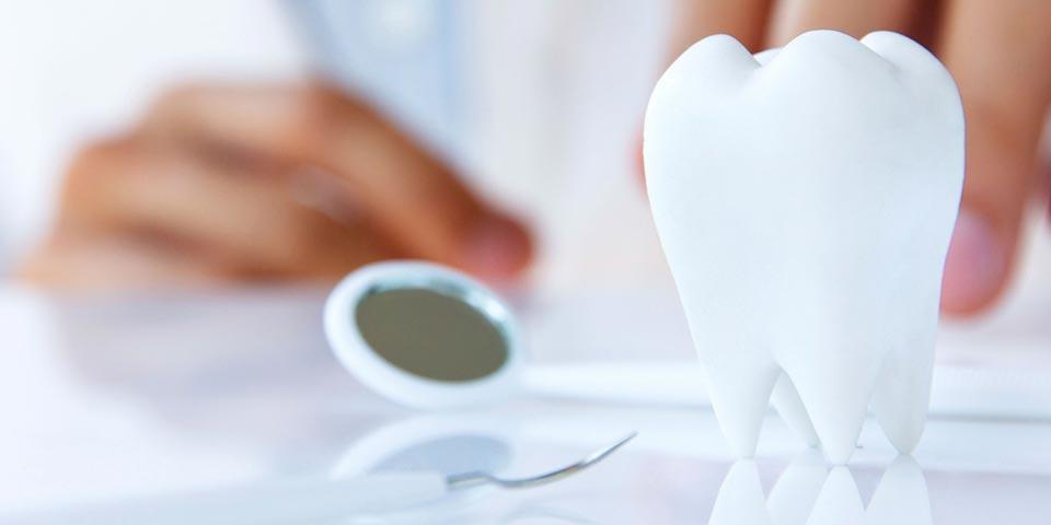 SAN SEVERO. Visita Odontoiatrica con  Pulizia Denti e Sbiancamento denti a partire da  soli Euro 19,00 a  persona, dal Dott. Marco Nardella.