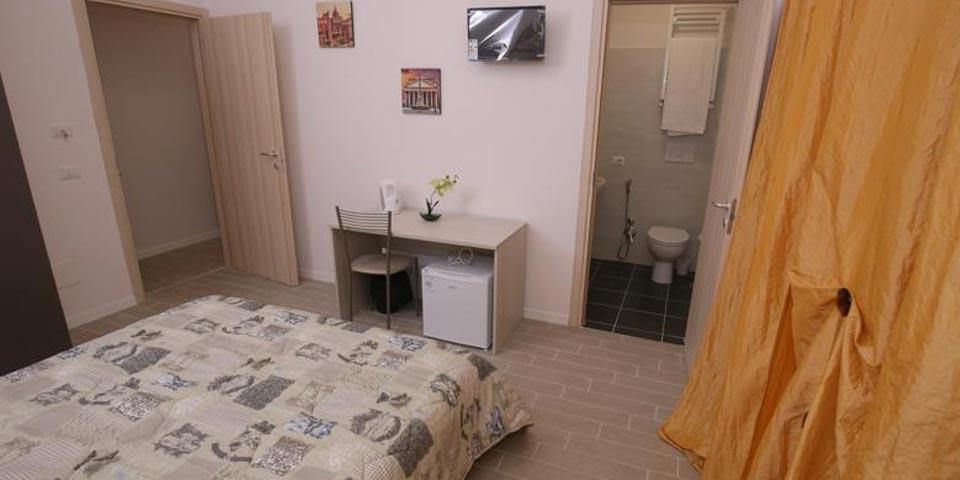 ROMA. 1 Notte in B&B valido tutti i giorni a soli Euro 69,00 a coppia, da  Rooms  Monteverde.