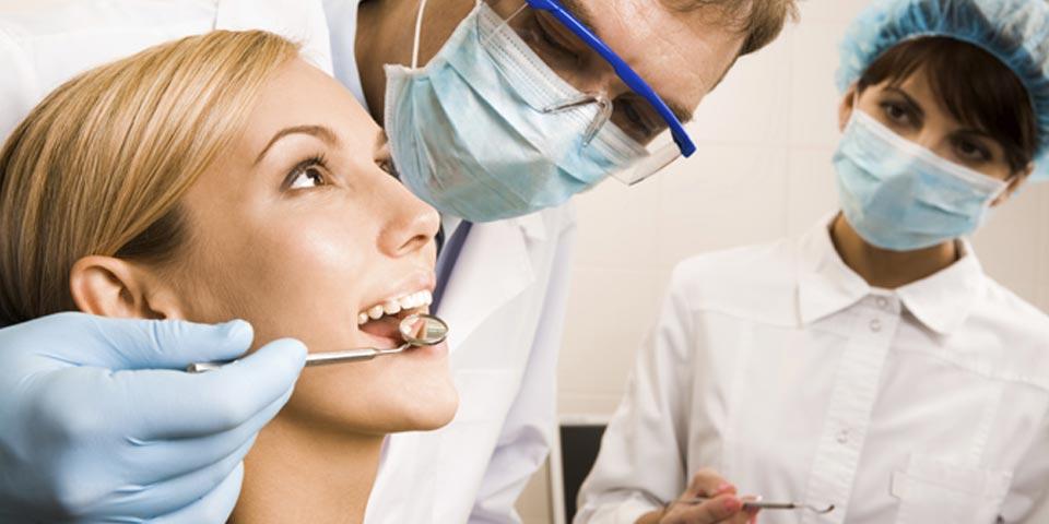 SAN SEVERO. Visita Odontoiatrica con  Pulizia Denti e Sbiancamento denti a partire da  soli Euro 19,00 a  persona, dal Dott. Marco Nardella.