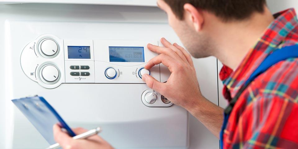 BARI. Check-up Caldaia con analisi fumi, redazione del rapporto di efficienza e manutenzione a partire da Euro 29,90, da Ditta Petaroscia Leonardo.