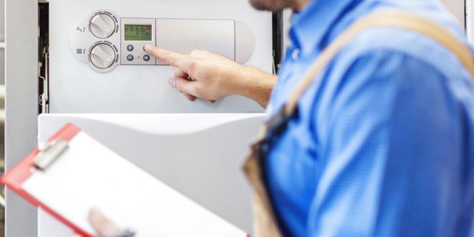 BARI. Check-up Caldaia con analisi fumi, redazione del rapporto di efficienza e manutenzione a partire da Euro 29,90, da Ditta Petaroscia Leonardo.
