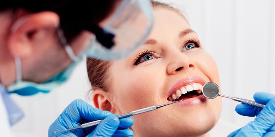 GIOVINAZZO. Visita  Odontoiatrica  con  igiene dentale e ablazione del tartaro a soli Euro 19,00 a  persona, dal  Dr. Vitantonio  Milillo.