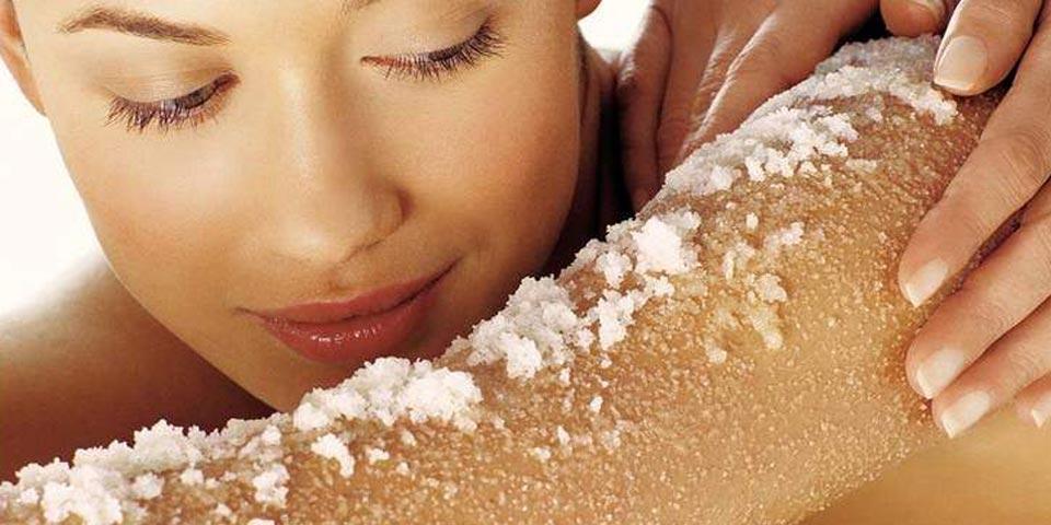 BARI. Scrub corpo parziale o totale a partire da soli Euro 12,90 a persona, da Salisty Beauty .