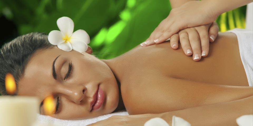 FOGGIA. 1 seduta di Massaggio  Relax della durata  di 50 minuti a soli Euro 9,00 a persona, da Beauty Oasi  & Sun.