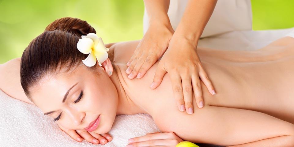 BARI. 1 o 2 Massaggi da 40 Minuti  a Scelta tra Infodrenante , Rassodante e Anti Cellulite  a soli Euro 19,90 a Persona  , da Luxury Spa Bari .