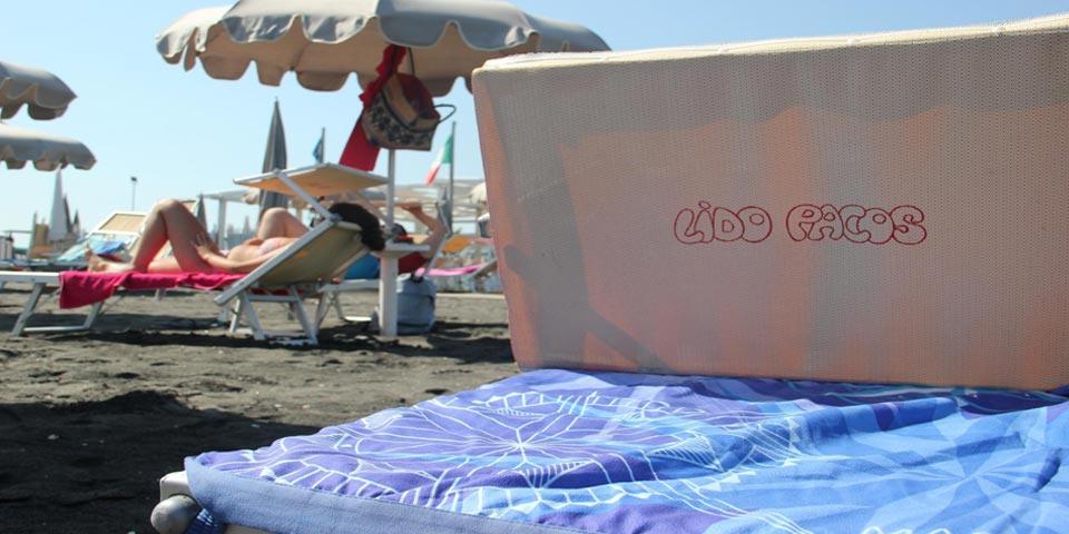 MARGHERITA DI SAVOIA  Ingresso al Lido Fino a 4 Persone con Ombrellone, Lettino, Caffè  e Parcheggio  a partire da  € 12.50 da Lido Pacos.
