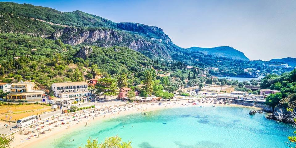 FERRAGOSTO A CORFU' 2025, Nave A/R da Bari e soggiorno di 7 Notti in appartamento, a Euro 499,00 a persona, presso IPSOS o DASSIA.