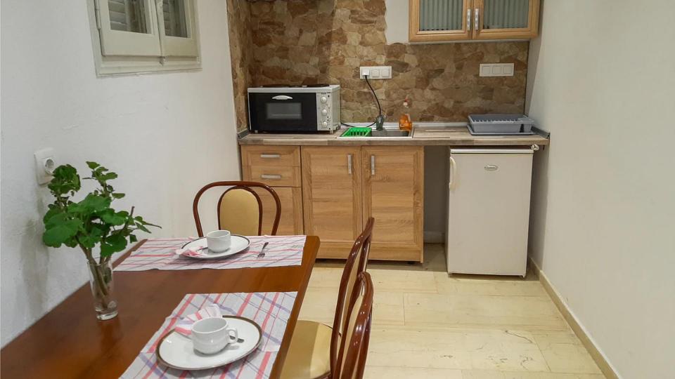 FERRAGOSTO A CORFU' 2025, Nave A/R da Bari e soggiorno di 7 Notti in appartamento, a Euro 499,00 a persona, presso IPSOS o DASSIA.