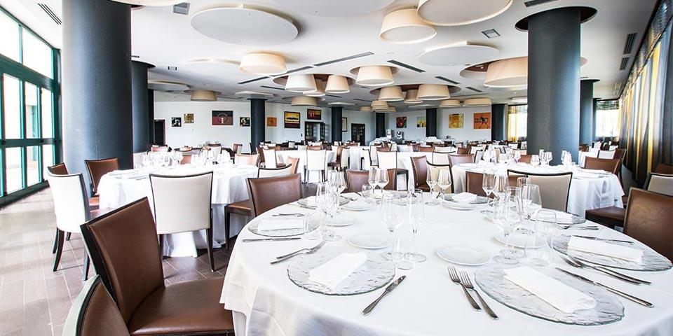 SPECIALE FERRAGOSTO A LUCERA, 1 Notte con Cena, Pranzo, Percorso SPA, Musica e divertimento da Euro 149,00 a coppia, da NSM Hotel Palace Lucera.