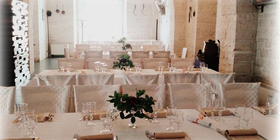 RUVO DI PUGLIA. Pranzo o  Cena  valido tutti i giorni anche la Domenica a soli Euro 49,00  a coppia,  da Casale  dei Cavalieri.