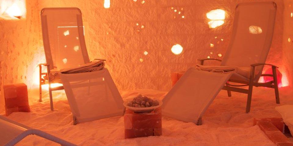 NOCI. Percorso  Benessere con Massaggio di coppia, Scrub e Kit incluso a partire da Euro 53,00 a  coppia, da  Elementa SPA.